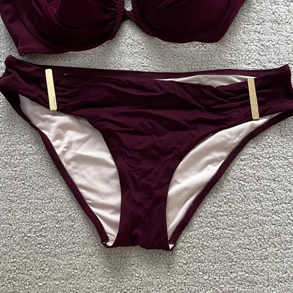 Victoria's Secret Dark Purple bikini set with gold clasps - Picture 3 of 7
